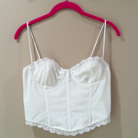 White Fox Boutique Tops - White Fox Boutique Women's White Lace Trim Corset Top Bustier Size M